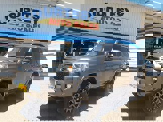 Used 2016 Toyota 4Runner SR5 image 1