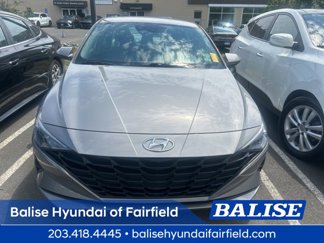 Used 2023 Hyundai Elantra SEL image 1