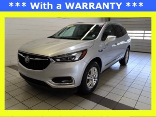 Used 2020 Buick Enclave Essence image 1