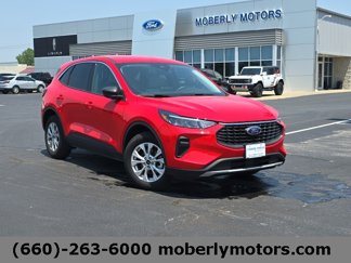 Used 2024 Ford Escape Active w/ Cold Weather Package image 1
