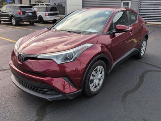 Used 2019 Toyota C-HR LE image 1