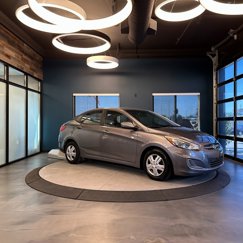 Used 2016 Hyundai Accent SE image 1