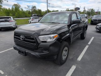 Used 2017 Toyota Tacoma SR image 1
