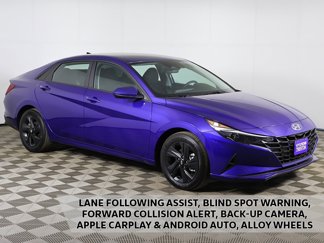 Used 2023 Hyundai Elantra SEL w/ Cargo Package image 1