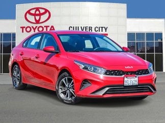 Used 2023 Kia Forte LXS image 1
