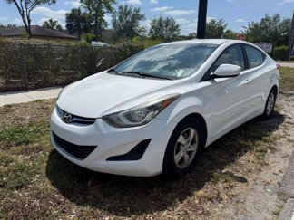 Used 2014 Hyundai Elantra SE image 1