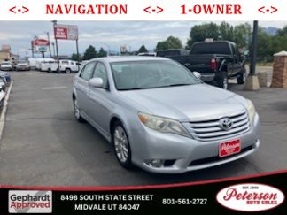 Used 2011 Toyota Avalon Limited image 1