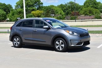 Used 2018 Kia Niro LX image 1