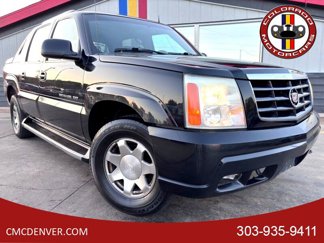 Used 2002 Cadillac Escalade EXT image 1