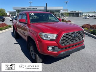 Used 2016 Toyota Tacoma SR5 w/ SR5 Appearance Package (SN) image 1