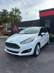 Used 2014 Ford Fiesta SE w/ Equipment Group 201A image 1