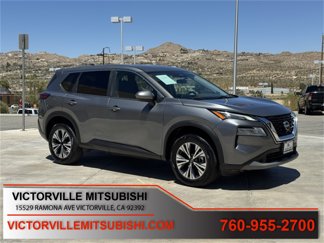 Used 2023 Nissan Rogue SV image 1