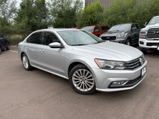 Used 2016 Volkswagen Passat 1.8T SE image 1