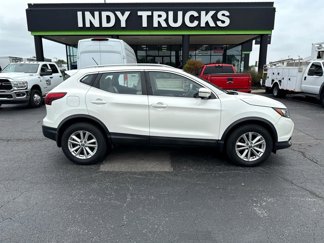 Used 2019 Nissan Rogue Sport SV w/ Technology Package image 1