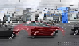 Used 2020 Chevrolet Malibu LT image 1