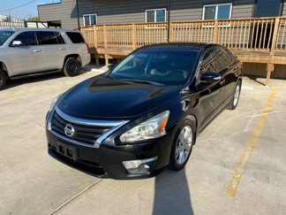Used 2014 Nissan Altima 2.5 SL w/ Technology Package image 1