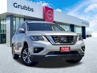 Used 2020 Nissan Pathfinder S image 1
