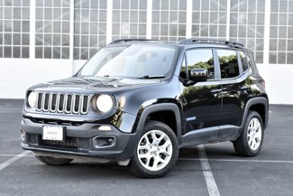 Used 2017 Jeep Renegade Latitude image 1