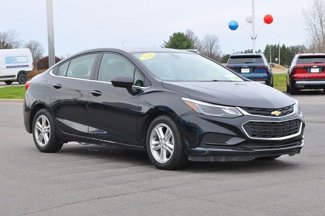 Used 2018 Chevrolet Cruze LT w/ Convenience Package image 1