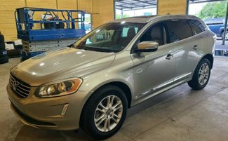 Used 2015 Volvo XC60 T5 Premier w/ Proximity Package image 1