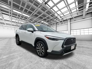 Used 2023 Toyota Corolla Cross XLE image 1