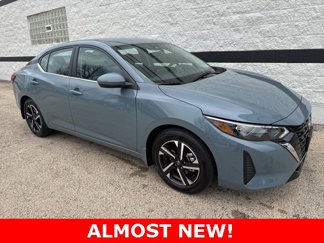 Used 2025 Nissan Sentra SV image 1