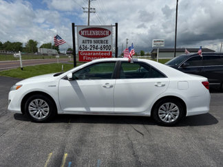 Used 2012 Toyota Camry LE image 1