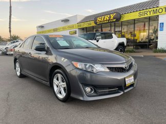 Used 2014 Toyota Camry SE image 1