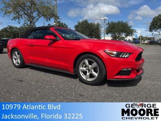 Used 2017 Ford Mustang Convertible image 1