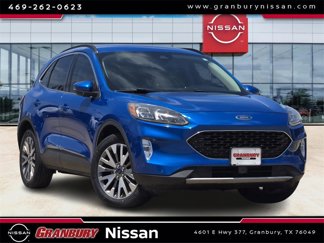 Used 2020 Ford Escape Titanium image 1