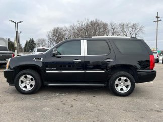 Used 2013 Cadillac Escalade AWD image 1