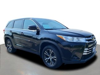 Used 2019 Toyota Highlander LE image 1