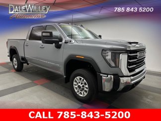 Used 2024 GMC Sierra 2500 SLE w/ SLE Convenience Package image 1