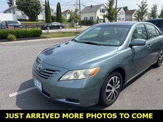 Used 2009 Toyota Camry LE image 1