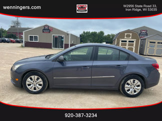Used 2013 Chevrolet Cruze LS image 1