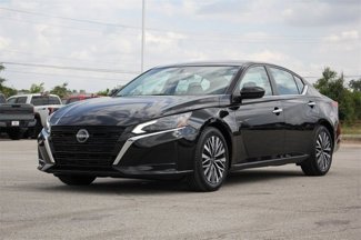 Used 2023 Nissan Altima 2.5 SV image 1