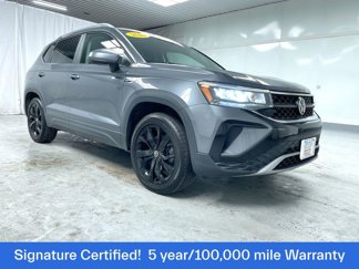 Used 2022 Volkswagen Taos SE w/ Panoramic Sunroof Package image 1