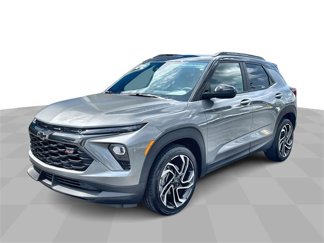 Used 2024 Chevrolet TrailBlazer RS w/ Driver Confidence Package image 1