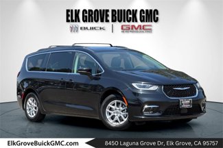 Used 2022 Chrysler Pacifica Touring-L image 1