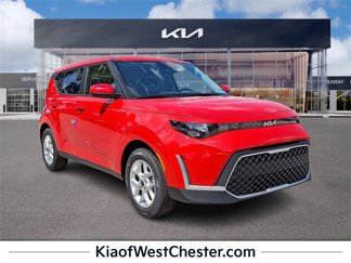New 2025 Kia Soul LX image 1