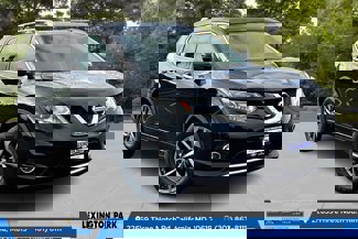 Used 2016 Nissan Rogue SL w/ SL Premium Package image 1