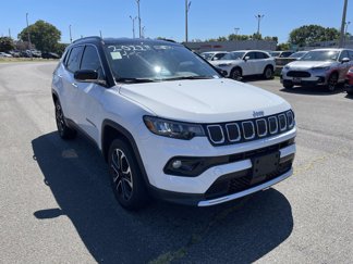 Used 2022 Jeep Compass Limited image 1