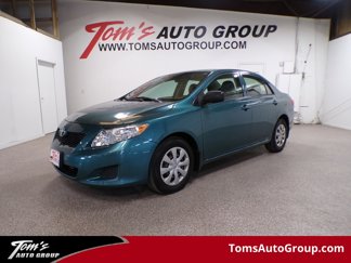 Used 2010 Toyota Corolla LE image 1