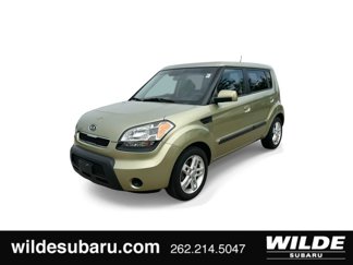 Used 2010 Kia Soul + image 1