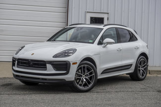 Certified 2024 Porsche Macan image 1