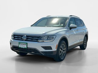 Used 2020 Volkswagen Tiguan SE image 1