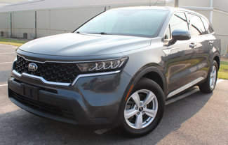 Used 2021 Kia Sorento LX image 1