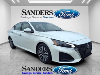 Used 2023 Nissan Altima 2.5 SV image 1