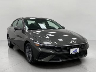 New 2025 Hyundai Elantra Hybrid image 1