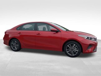 Used 2023 Kia Forte LXS image 1